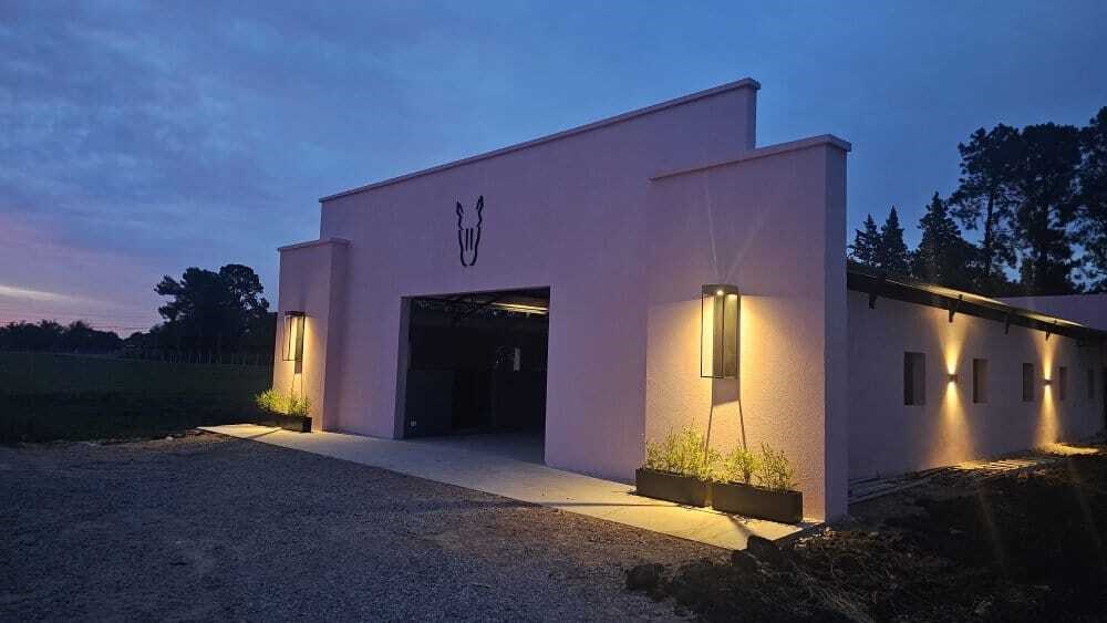 Campo ecuestre con instalaciones de polo en Open Door 29